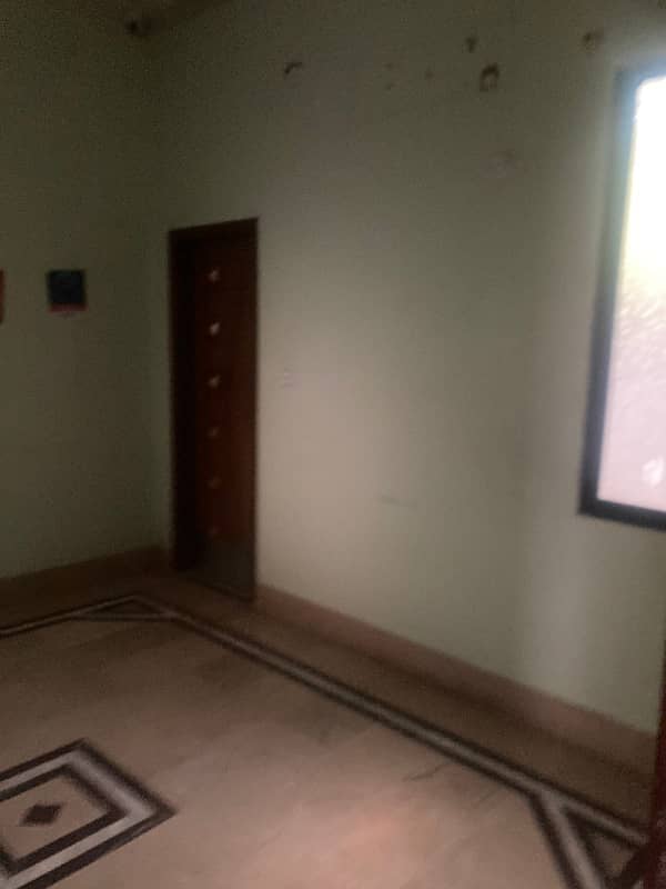 3 bed dd ground floor portion for rent in Johar block 20 4