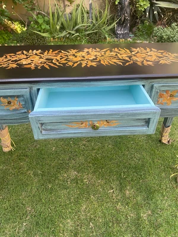 hand painted console new 3