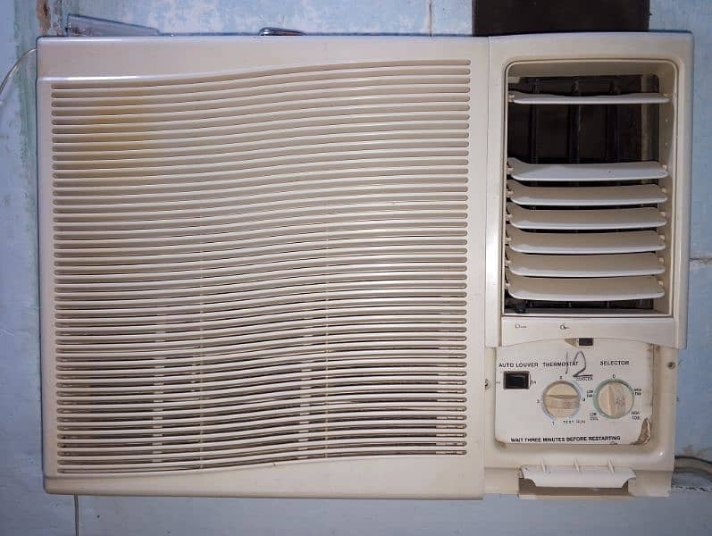 Window AC 1 Ton Brand Media 2