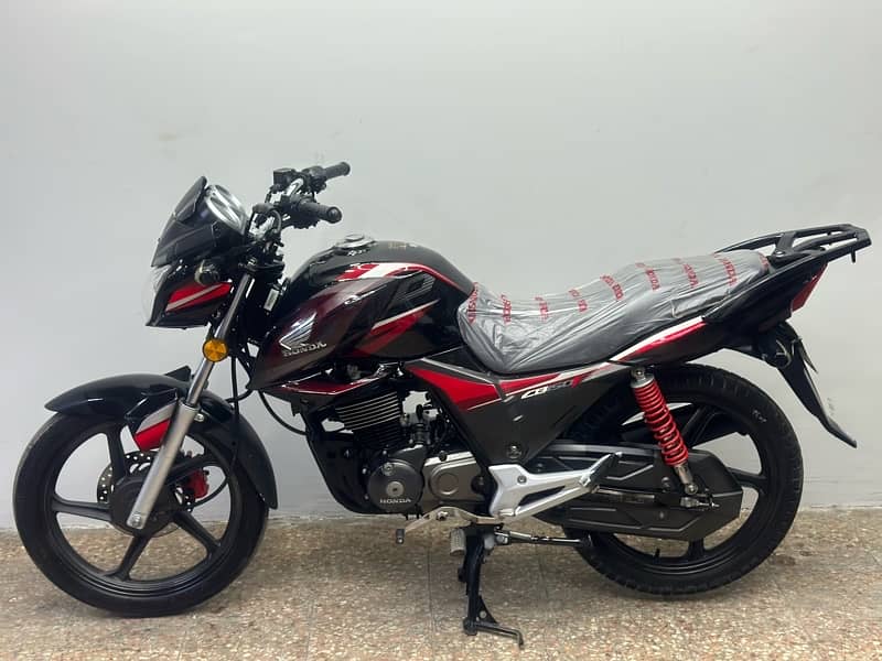 honda cb150f 2018 model ( 16000 km used ) 1