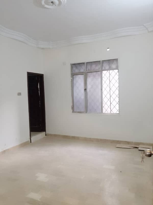 2 bed lounge 1st floor flat for rent 3