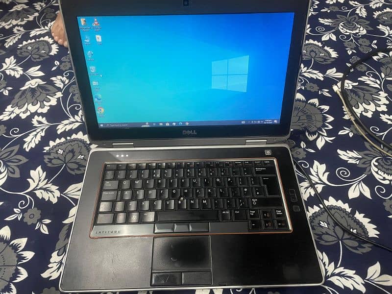 Dell Latitude 6420 Core i5 2nd Generation 1