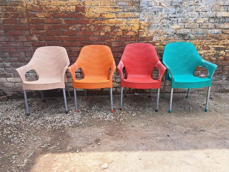 plastic chair Wavy design all colors wholesale available 0