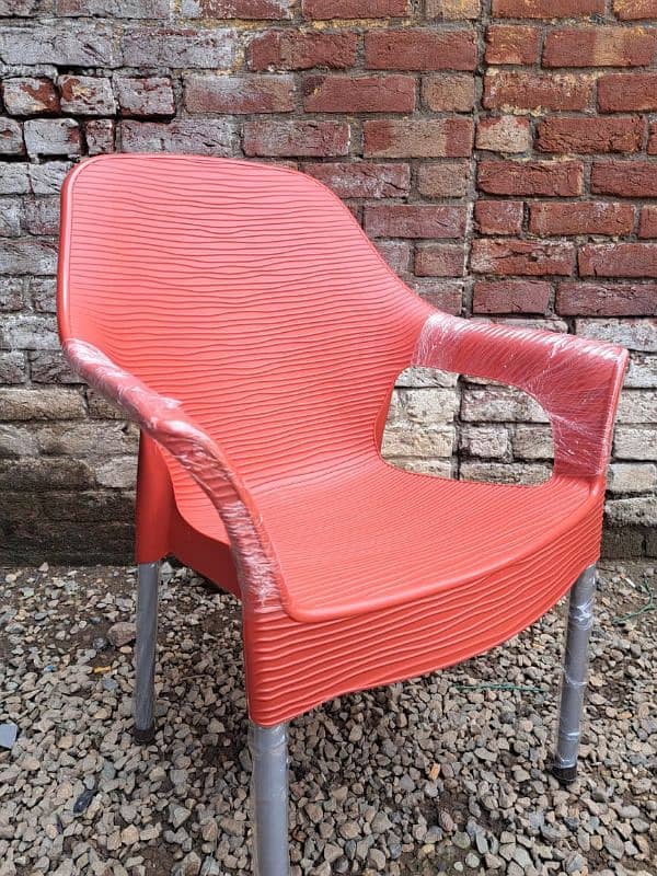 plastic chair Wavy design all colors wholesale available 4