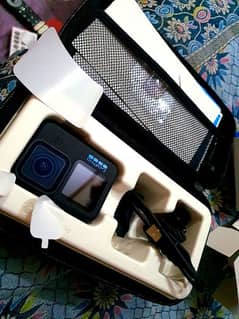 GoPro hero 10 with box, 1 battery and packed