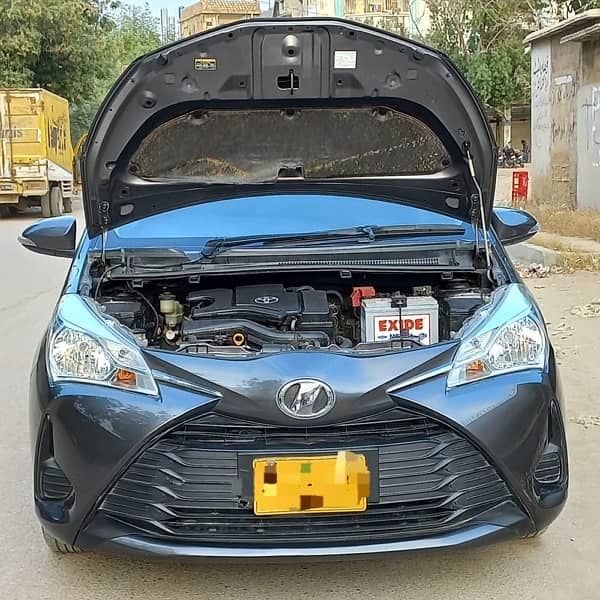 Toyota Vitz 2018 3