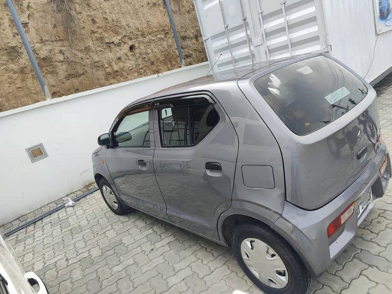 Suzuki Alto 4