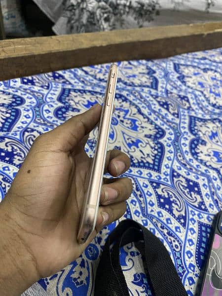 iphone 8 64 GB Non PTA 4