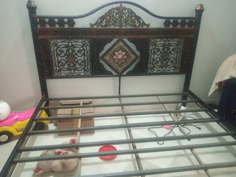 iron bed without mattress in lalukhet plz read add detail 03112332537 1