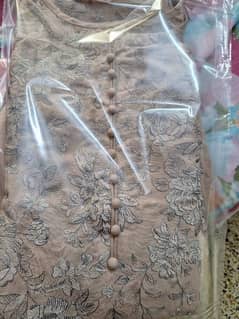 bareeze 3 peice suit in size XL ready to wear