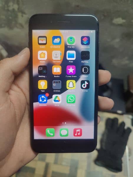 iphone 7 plus black (urgent sale) 2