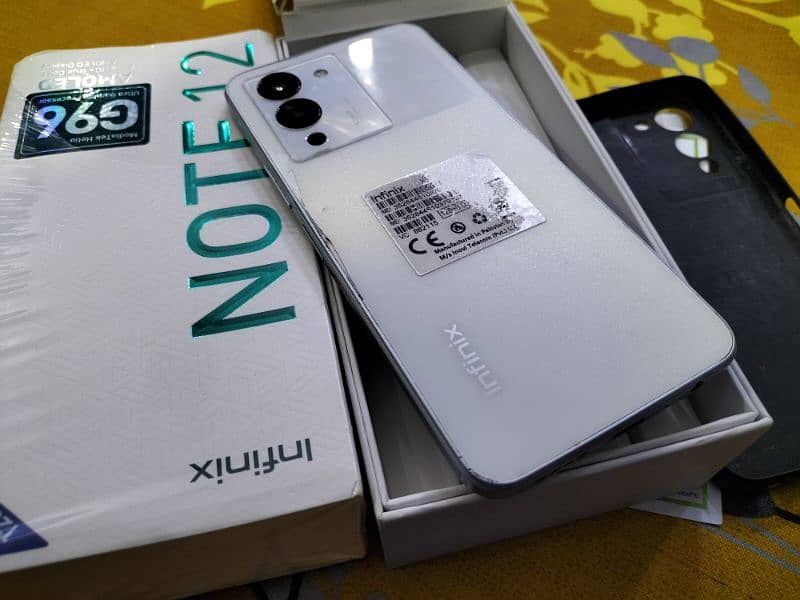 infinix Note 12 White 1