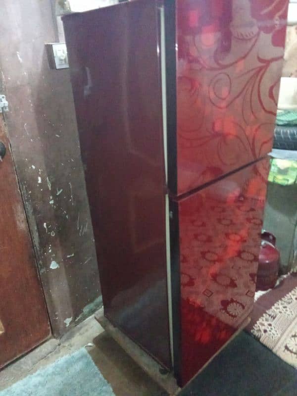 pel refrigerator good condition 2