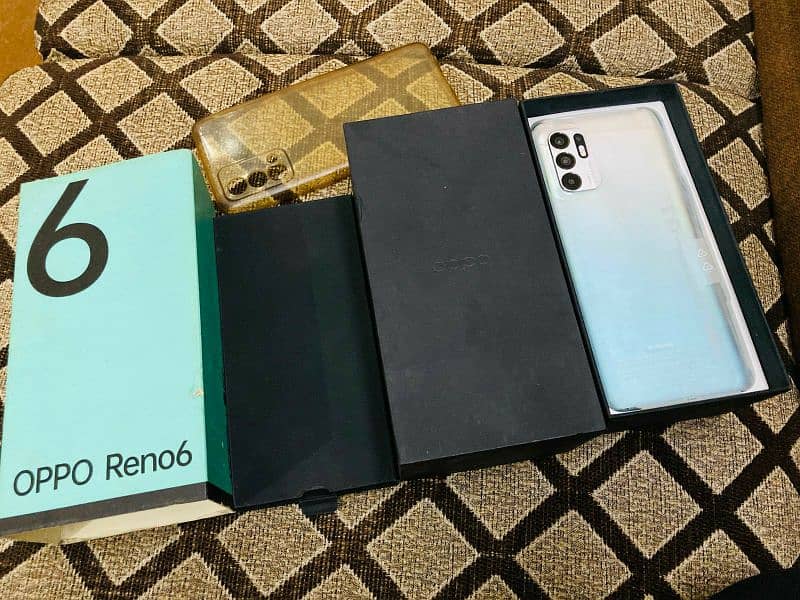 oppo reno 6 8+8/128 complete Saman 6