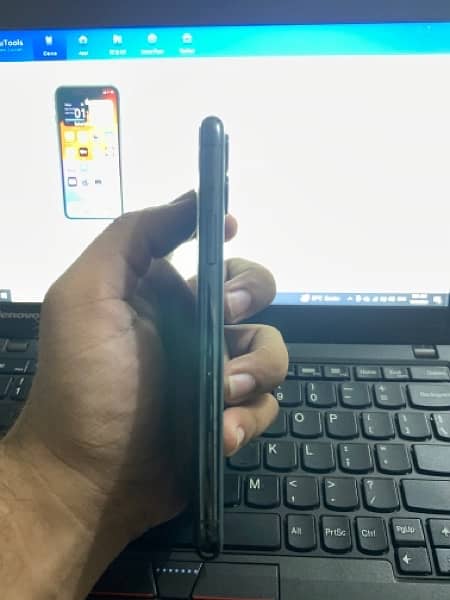 Iphone 11 Pro 256GB PTA Approved 5