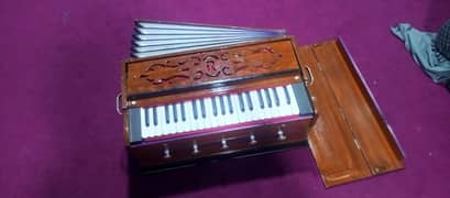 Harmonium for sale.