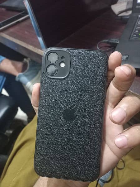 iphone 11 non pta with box 3