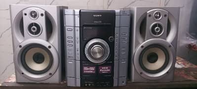 SONY amplifier with JVC woofer speakers 0