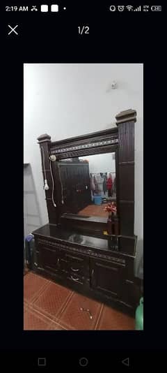 dressing table