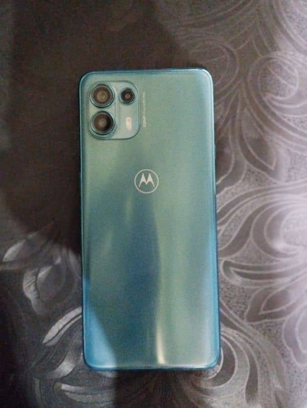 Moto Edge 20 Lite 8/128 Dual Sim approved 
10/9 condition 0