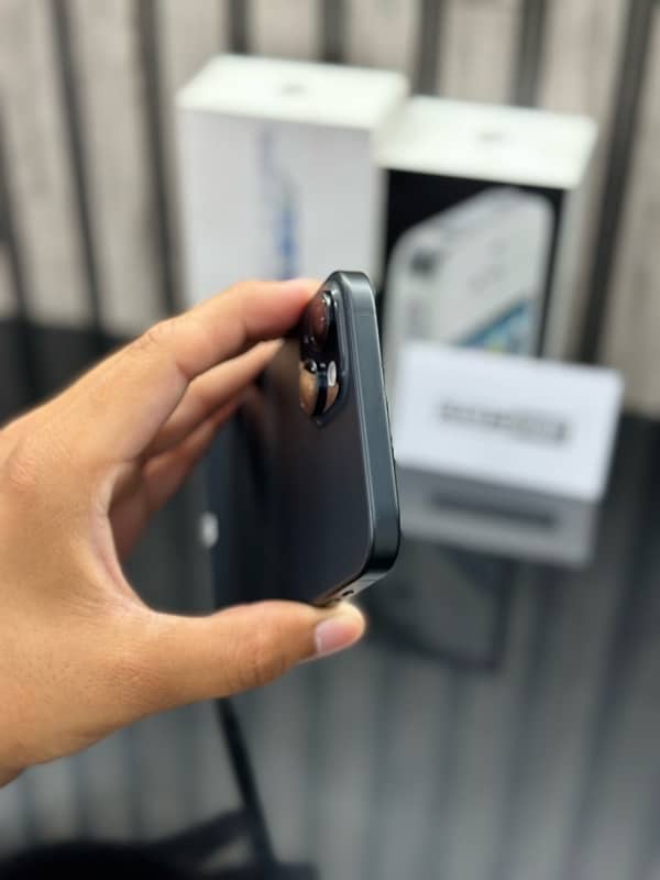 iPhone 15 Plus JV 128GB Black 3