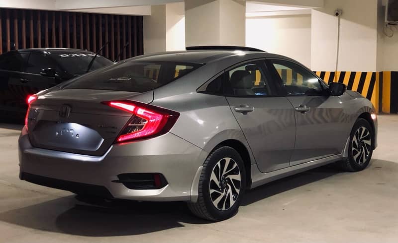 Honda Civic UG Top Of The Line2018 3