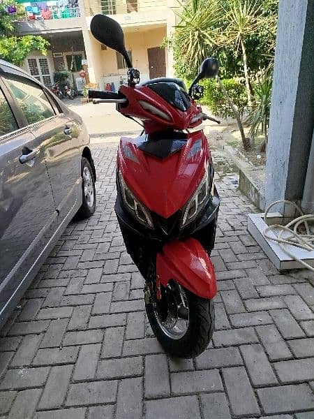 Scooty Jupiter 150cc Red Exclusively 0