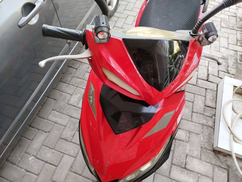 Scooty Jupiter 150cc Red Exclusively 9