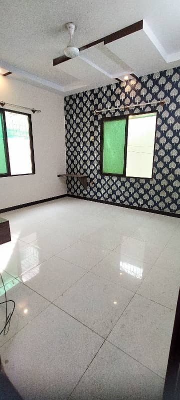 200 Square Yards Ground Floor Portion For Sale Block 3a Jauhar 13