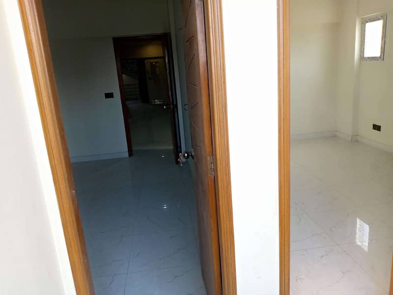 Brand New Building 3 Bed d/d Lift with Parking Opposite Baitul Mukkarm masjid Gulshan blk 13c 1