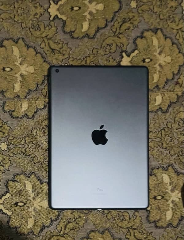 ipad 7th generation 128GB (bypass) 5