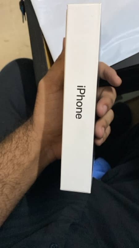 iphone 11 128gb PTA approved 5