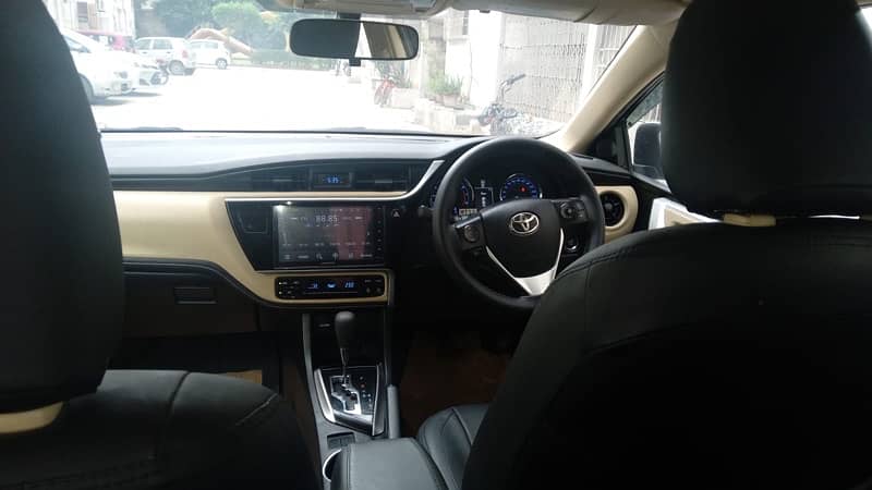 Toyota Corolla Altis 1.6 X CVT-i Special Edition 2022 5