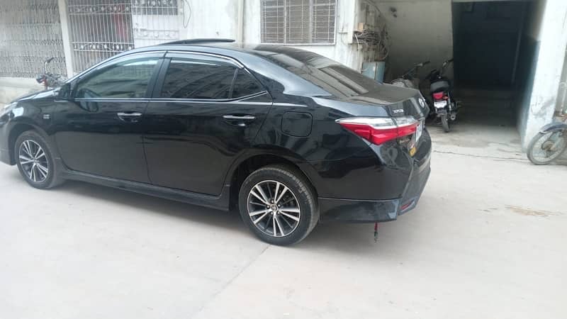 Toyota Corolla Altis 1.6 X CVT-i Special Edition 2022 8