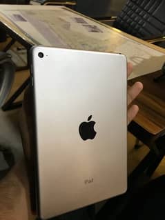 IPAD MINI 4 WITH BOX 128GB