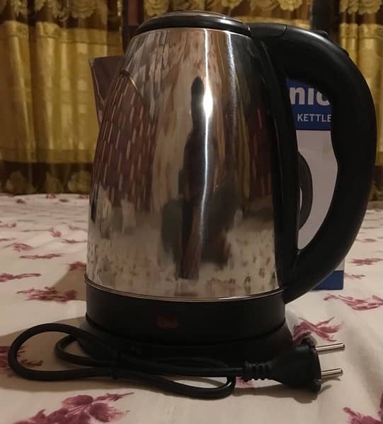 Electric Kettle 2