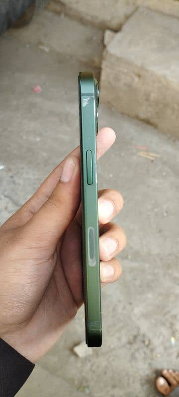 Iphone 13 ha new condition ha koi masla ni ha buss payso ke zarurat ha 2