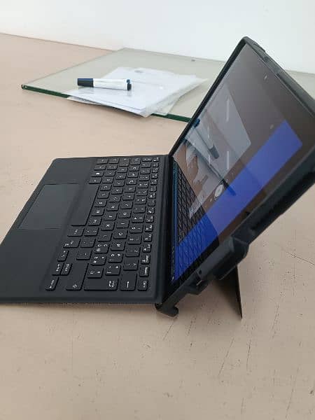 Dell Touch & Detach (Latitude 5285 8GB/256 SSD) 0