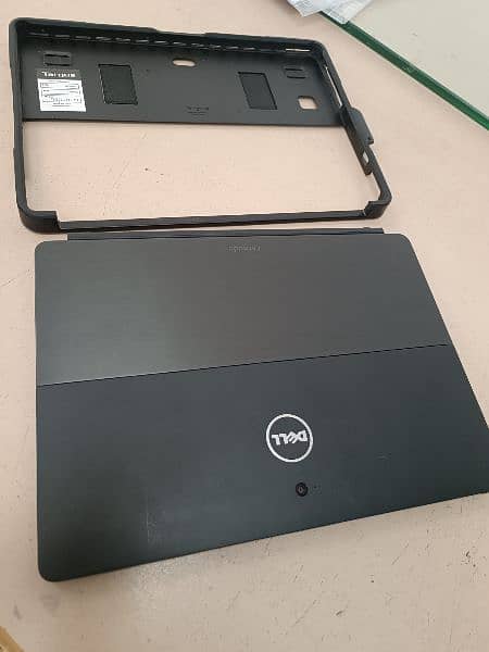 Dell Touch & Detach (Latitude 5285 8GB/256 SSD) 9