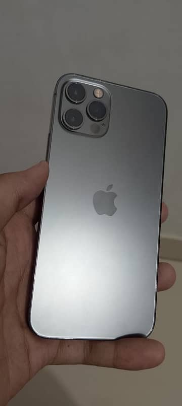 IPHONE 12 pro 128 gb 10 by 10 condtion not any single fault 1