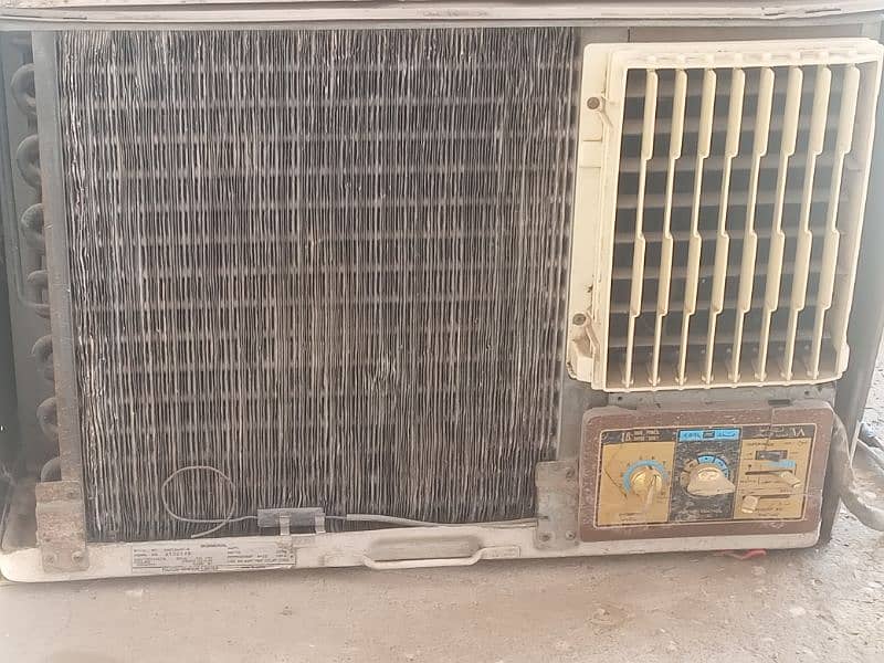 Apne purane kharab ya on Ac sale out kren inverter split Ac window Ac 4