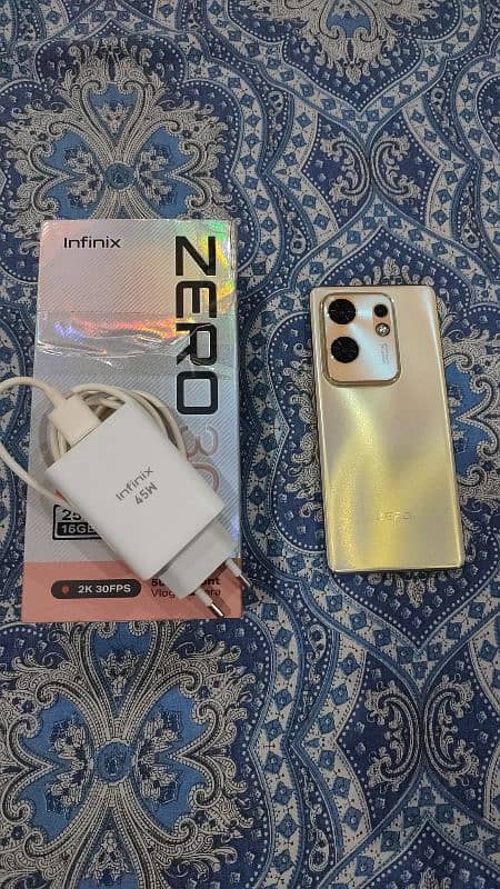 Infinix Zero30 8/256 1