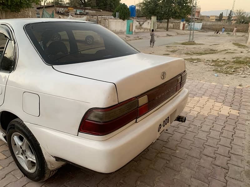 Toyota Corolla 2.0 D 1996 14