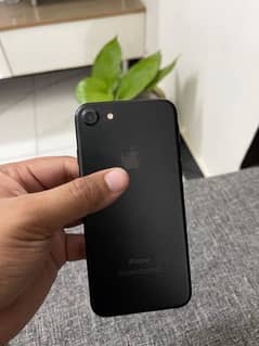 Iphone 7 (PTA APPROVED)