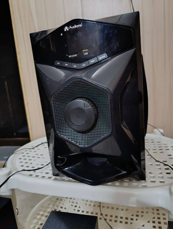 audionic speakers 8 pace 2