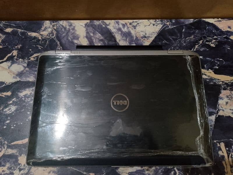 Dell Latitude E6530 4