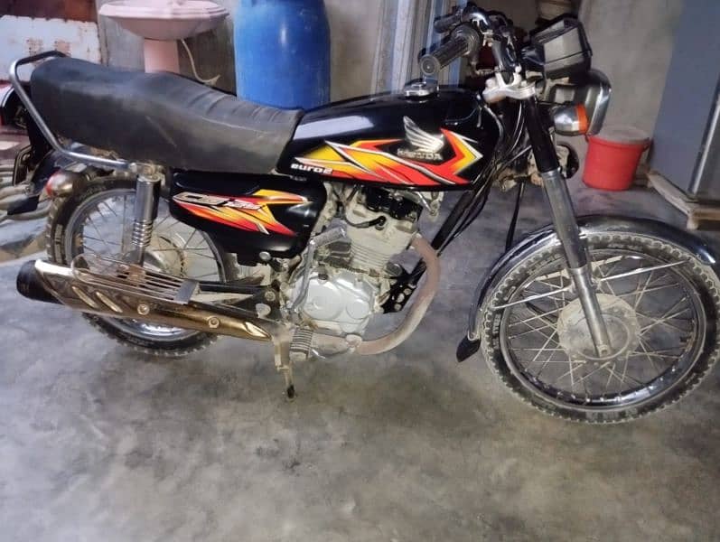 Honda cg125 6