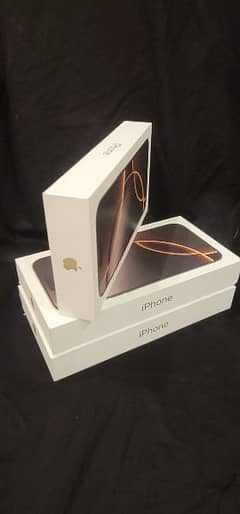 IPhone 16 pro max Dessert Titanium box packed