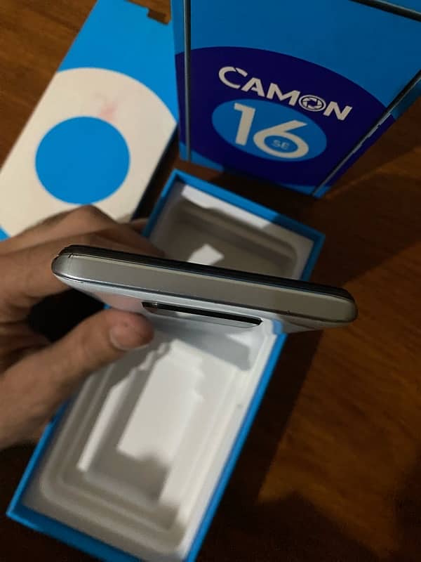 Camon 16se 6/128 3