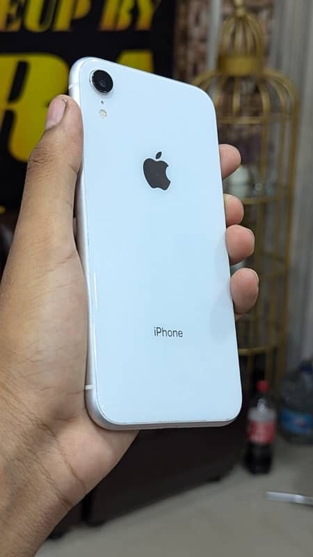 iPhone xr dual pta 128 gb 1